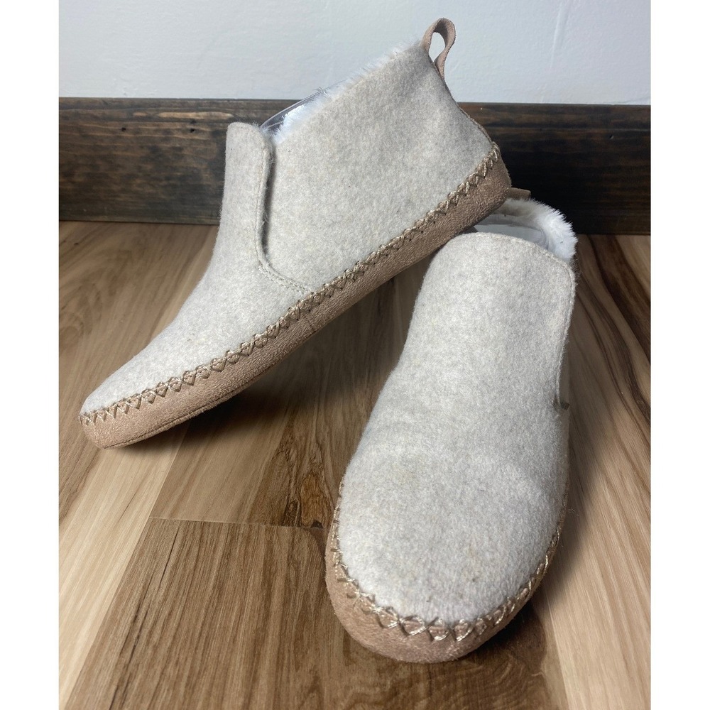 TOMS Nahla Naturalโ Oatmeal Heather Felt Faux Fur Lined Slipper Boots Womens 7